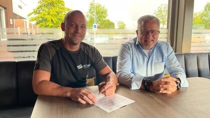 Volleybalvereniging Woudenberg verlengt sponsorcontracten