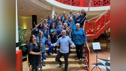 Feestelijk concert: 65 dwarsfluiten in de Stichtse Vrije School in Zeist
