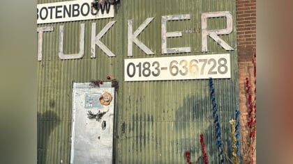Thuis op de kade bij Spijksedijk Gorinchem: bewoners van boot en loods delen hun verhaal