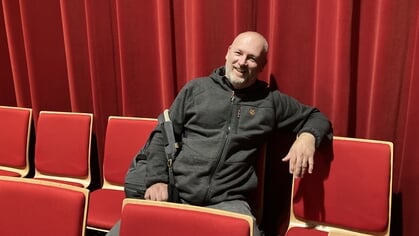 In de rubriek De vrijwilliger vertelt Marc Otten over het Filmhuis Putten: ‘Je kunt iets betekenen’