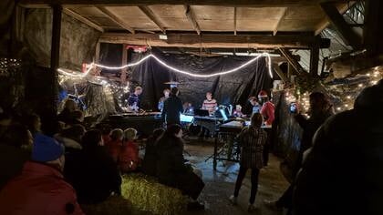 Sfeervolle Kerstavondpadwandeling betovert 300 wandelaars in Scherpenzeel