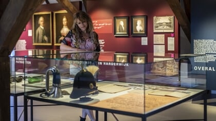 Object van de maand november in Stadsmuseum Harderwijk gaat over het smokkelen van een belangrijk bericht met ballon vanuit Parijs