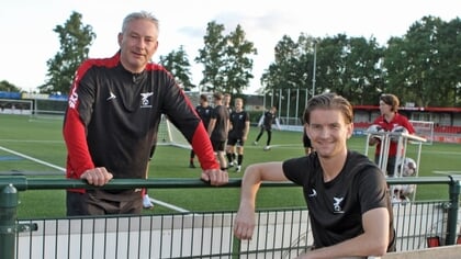 Puttenaar Van Nijhuis blijft trainer Valleivogels