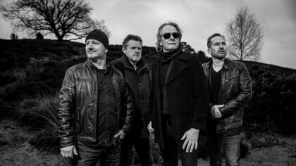 U2-beleving in Harderwijks Estrado met een tribute zoals Bono het doet
