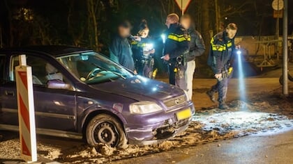 Veel olie op wegdek na eenzijdig ongeval op Oude Telgterweg in Ermelo