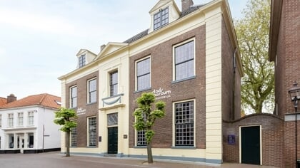 Expositie tien jaar Endura met tentoonstelling in de Smeempoortzaal