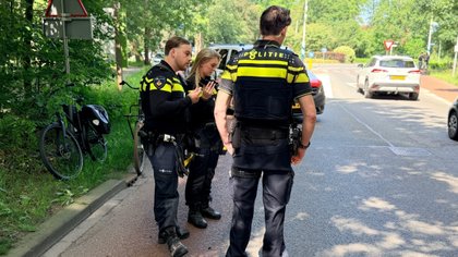 Meerdere fietsers aangetikt door automobilist op Horsterweg