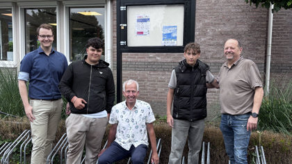Nieuw publicatiebord in Harderwijkse wijk Frankrijk