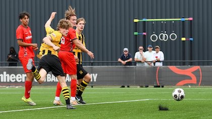 Krachtmeting met tweededivisionist Jong Almere City FC biedt DVS’33 perspectief voor het aankomende seizoen