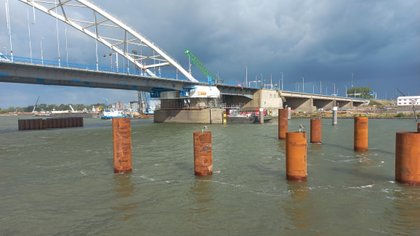Bouw Merwedebrug bij Gorinchem heeft grote gevolgen voor scheepvaartverkeer
