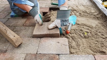 Verpaupering dreigt in oudere Puttense woonwijken; Wij Putten stelt vragen