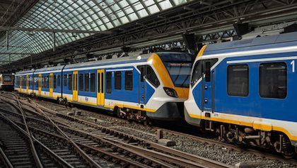 Dagje uit in de herfstvakantie: kinderen reizen gratis met bus en trein