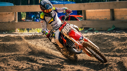 Harderwijkse crossers in de prijzen tijdens clubcross MC Volgas