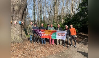 Lions actief in Slobbe Bos voor NL Doet