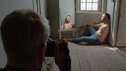 Thijs (30) verloor zijn arm aan kanker en staat nu model in Het Perfecte Plaatje