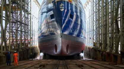 Nieuw schip NIOZ te water gelaten
