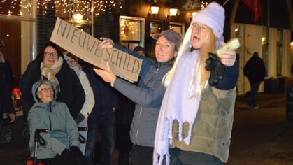 Speulen op straat, in dorpshuis of huiskamer