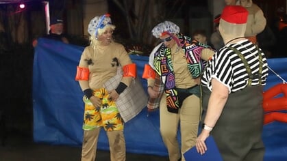 Oudeschild: Twee zwemclubs, excuses Sint en Neptunes