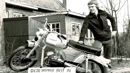 Terug in de tijd pakt de brommer