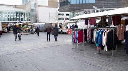 Terugloop Almeerse woensdagmarkt: ‘het is niet meer wat het was’