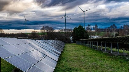 Raad Lochem mokkend akkoord met zonnepark Bekenschot