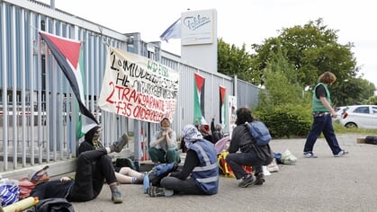 Pro-Palestina demonstratie bij Fokker in Papendrecht tegen F35-onderdelen voor Israël
